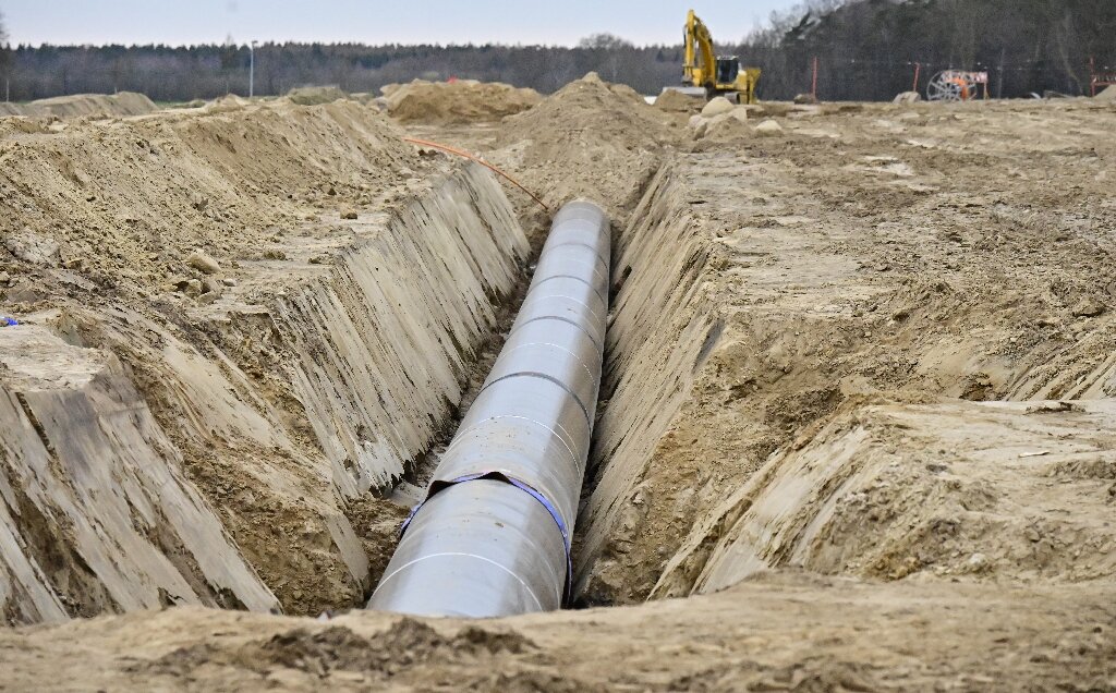 oil pipeline